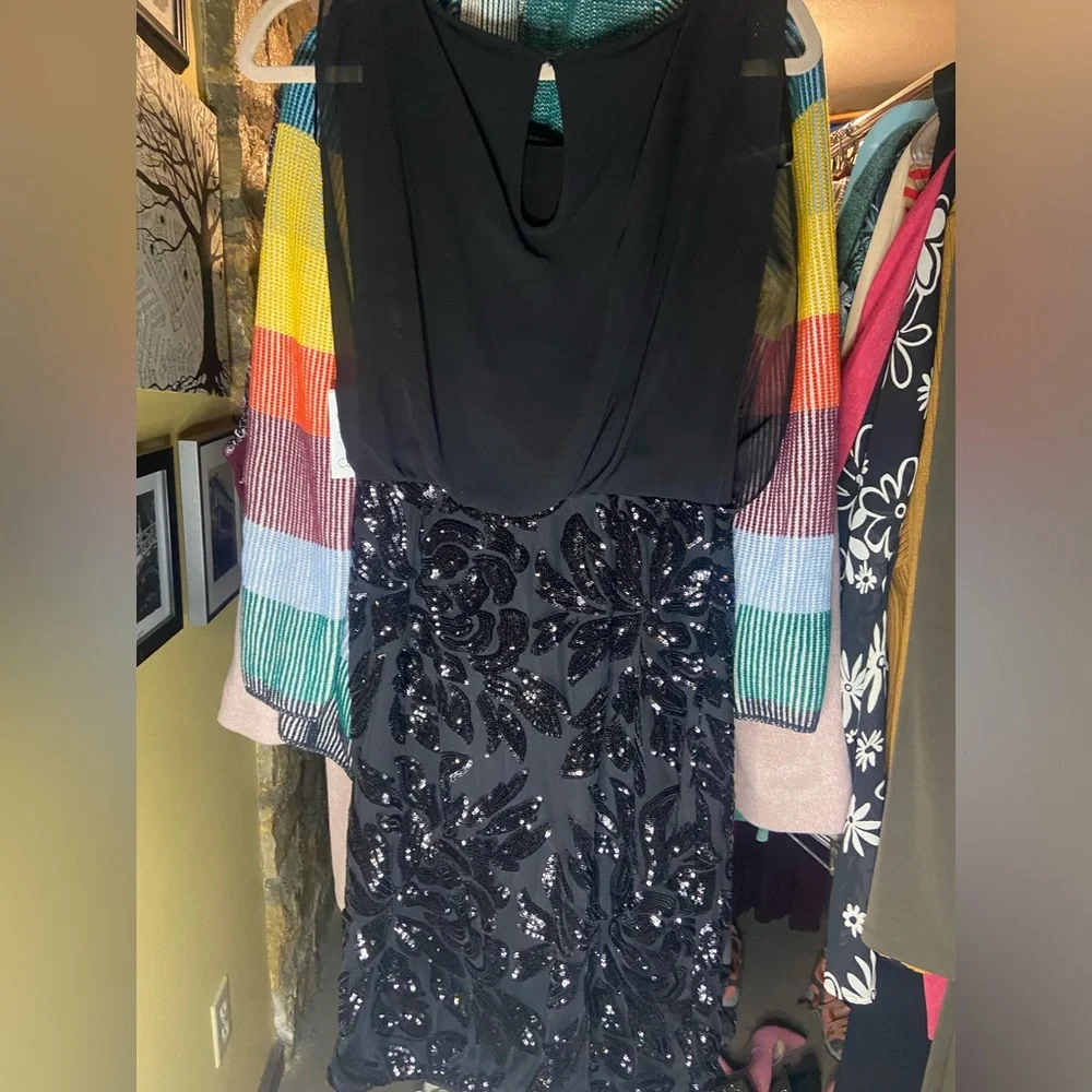 Calvin Klein sleeveless cocktail dress - Picture 2 of 10